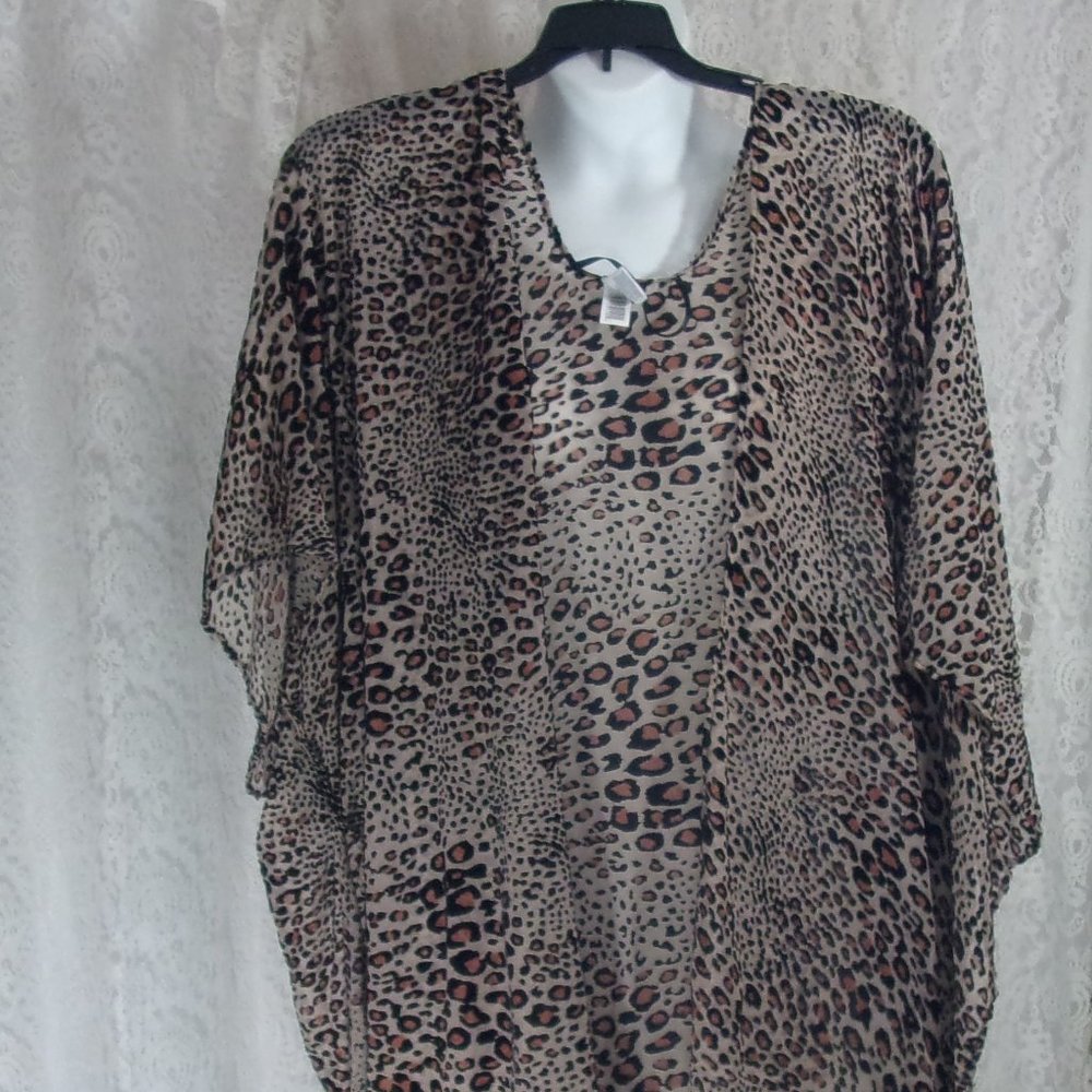 Open Front Kimono Vest Duster Black Flocked in a Leopard Design NWT  One Size